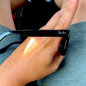 Ray ban glasses with case